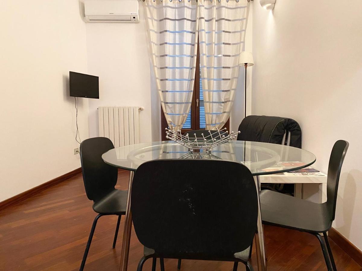 Апартаменти Bilocale In Piazza Duomo 4Pax Мілан Екстер'єр фото